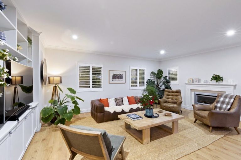 Photo of property in 56 Erskine Street, Lake Hayes, Queenstown, 9304