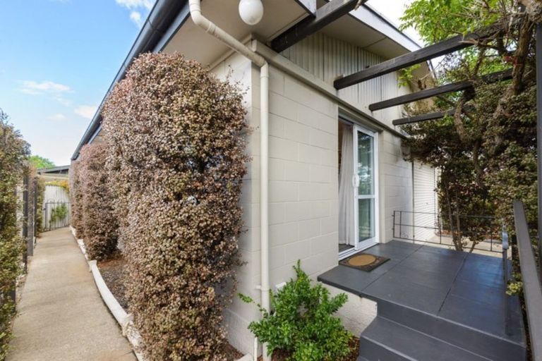 Photo of property in 35 Redwood Street, Blenheim, 7201