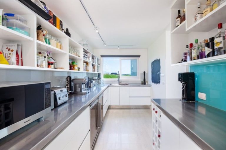 Photo of property in 866 Otaraoa Road, Tikorangi, Waitara, 4383