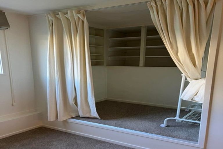 Photo of property in 1/3 Pohutukawa Avenue, Shelly Park, Auckland, 2014