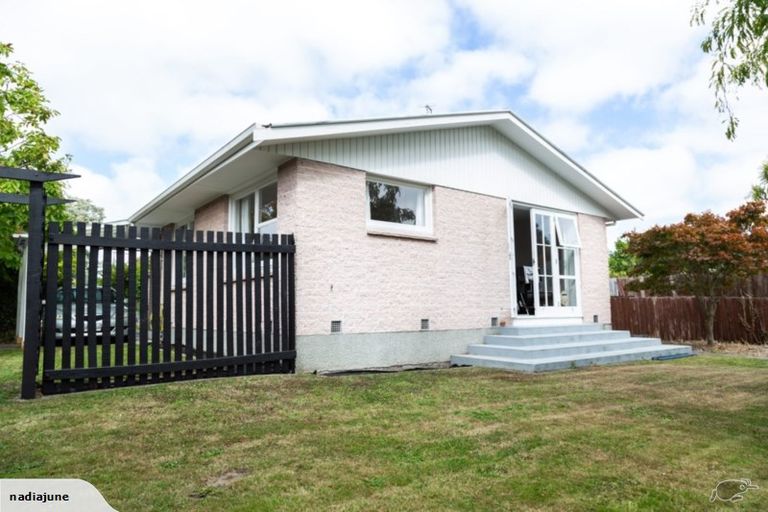Photo of property in 2/5 Crosby Street, Mairehau, Christchurch, 8013