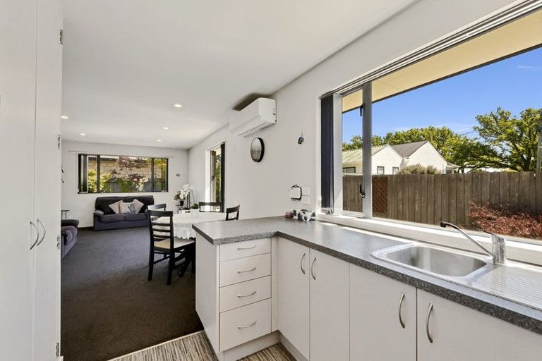 Photo of property in 2a Ferndown Lane, Bromley, Christchurch, 8062