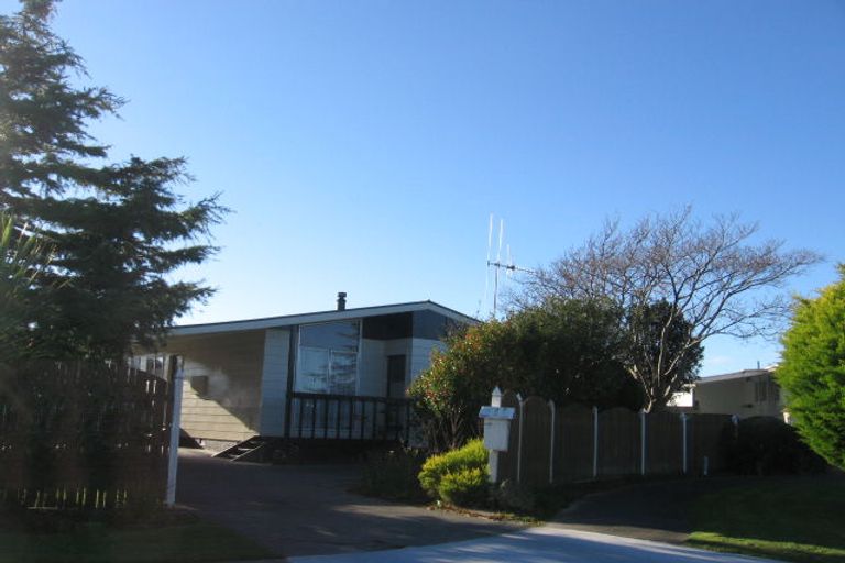Photo of property in 9 Apollo Parade, Milson, Palmerston North, 4414