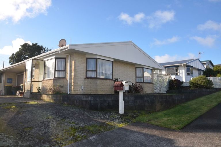 Photo of property in 20a Herekawe Drive, Spotswood, New Plymouth, 4310