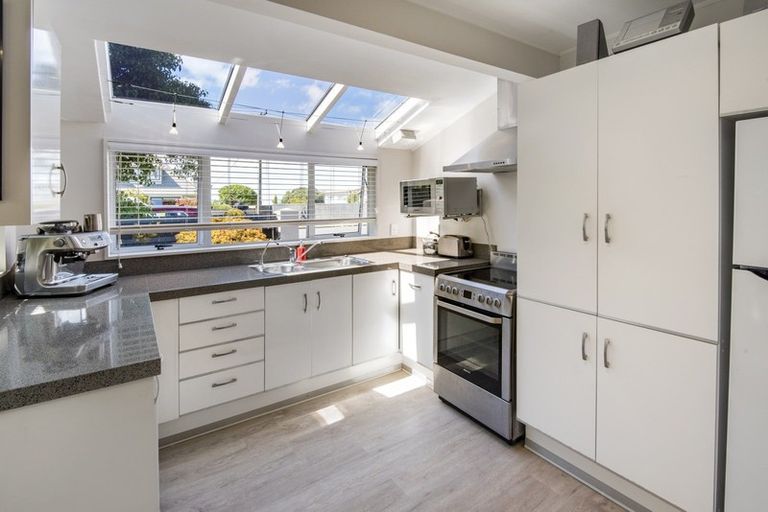 Photo of property in 2/23 Lomond Street, Takapuna, Auckland, 0622