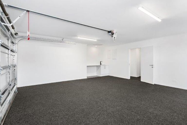 Photo of property in 76 Shields Street, Clyde, 9330