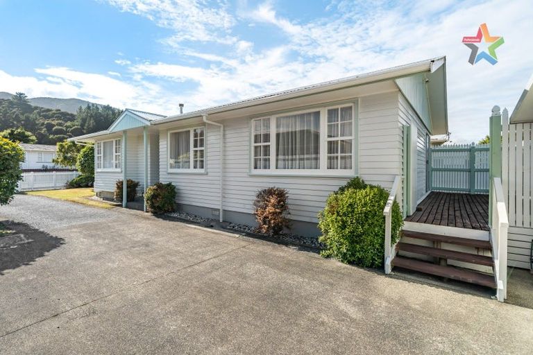 Photo of property in 21 Berkeley Road, Wainuiomata, Lower Hutt, 5014