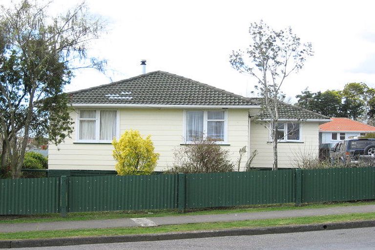 Photo of property in 4 Lake View Road, Waipukurau, 4200