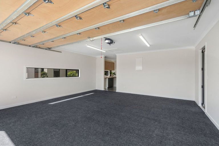 Photo of property in 26 Phoenix Palms Grove, Levin, 5510