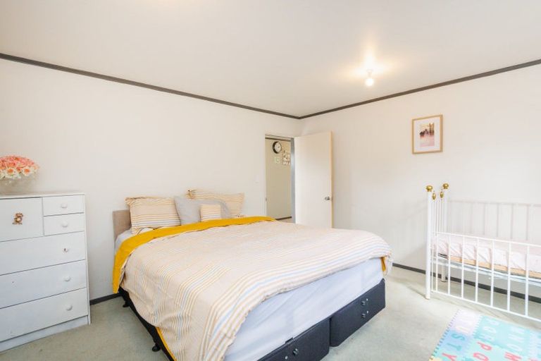 Photo of property in 21 Aru Street, Tangimoana, 4822
