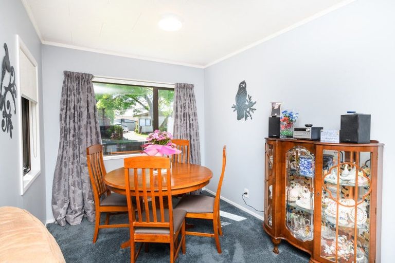 Photo of property in 66 Geraldine Crescent, Cloverlea, Palmerston North, 4412