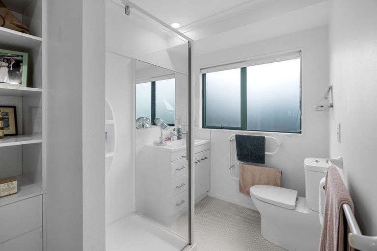 Photo of property in 6 Whakaruru Place, Matua, Tauranga, 3110