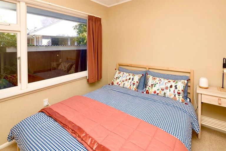 Photo of property in 6 Deepdale Street, Burnside, Christchurch, 8053
