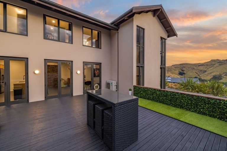 Photo of property in 36 Rockview Place, Mount Pleasant, Christchurch, 8081