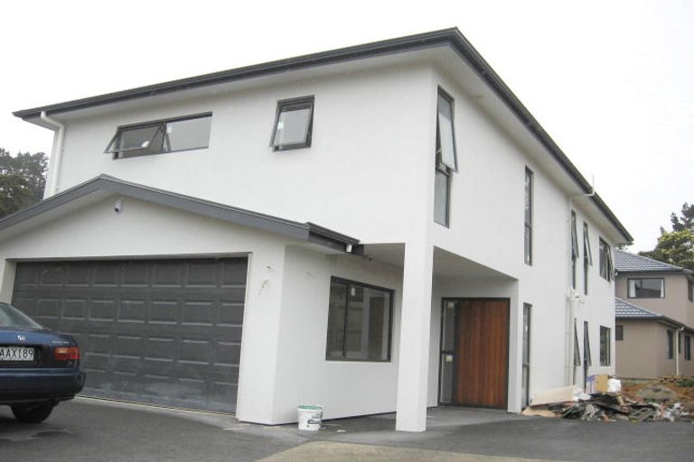 Photo of property in 115e Glendhu Road, Bayview, Auckland, 0629