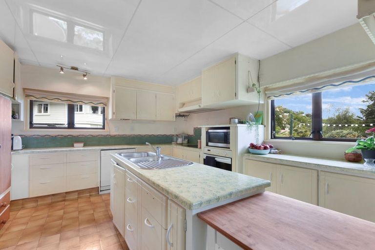 Photo of property in 6 Charlotte Street, The Brook, Nelson, 7010