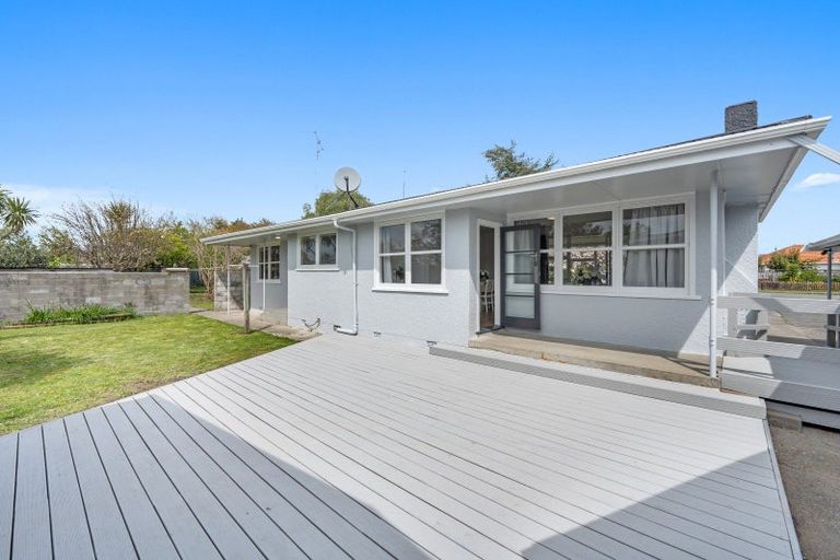 Photo of property in 18 Norwich Place, Awapuni, Palmerston North, 4412