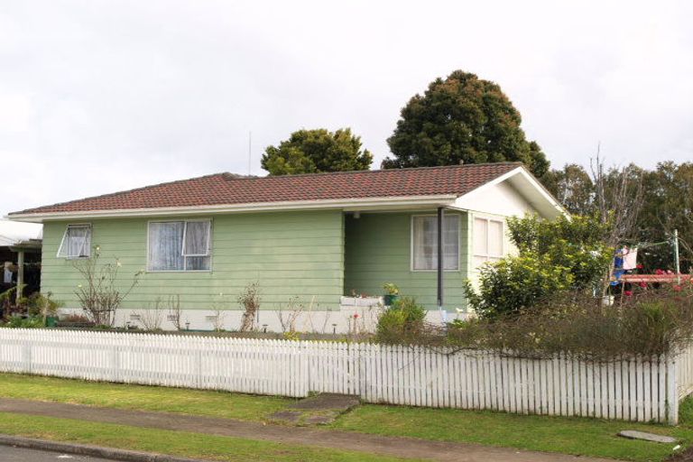 Photo of property in 23 Donnell Avenue, Favona, Auckland, 2024