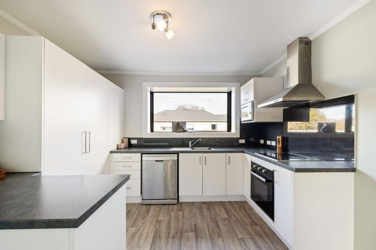 Photo of property in 10 Pages Road, Linwood, Christchurch, 8062