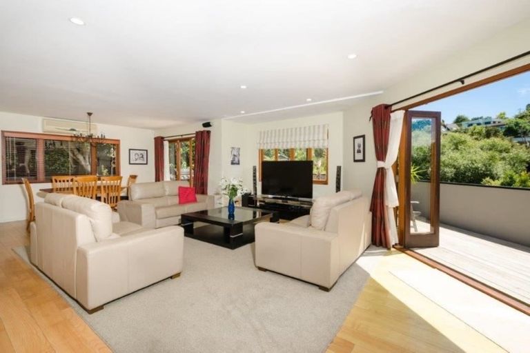 Photo of property in 37a Penzance Road, Mairangi Bay, Auckland, 0630