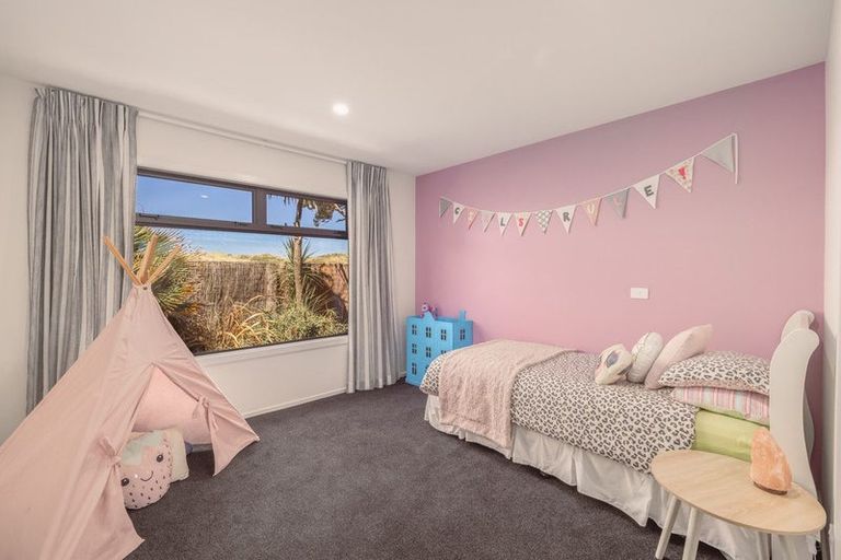 Photo of property in 10 Stout Street, Waimairi Beach, Christchurch, 8083