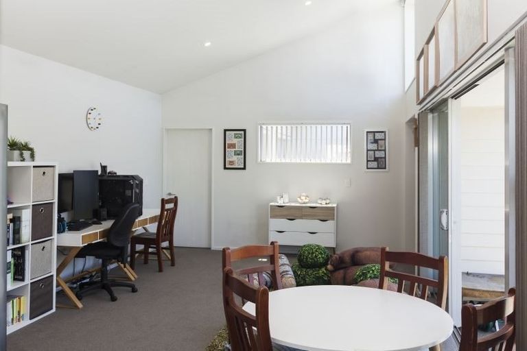 Photo of property in 6/95 Packe Street, Edgeware, Christchurch, 8013