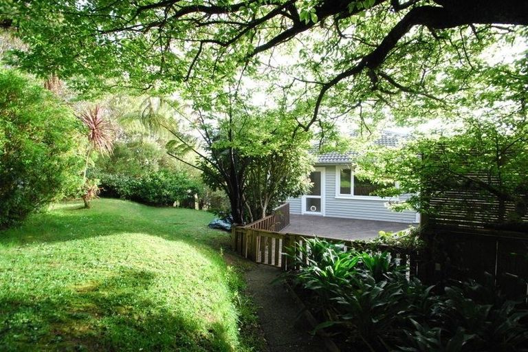 Photo of property in 54 Montgomery Avenue, Karori, Wellington, 6012