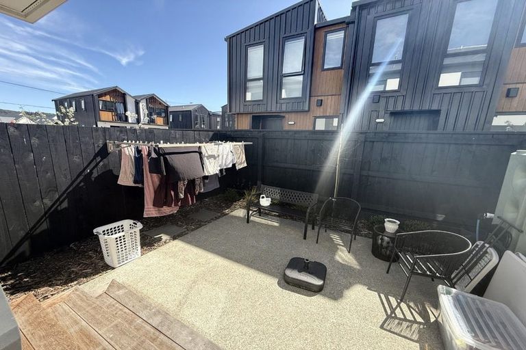 Photo of property in 7/20 Fitzherbert Road, Wainuiomata, Lower Hutt, 5014