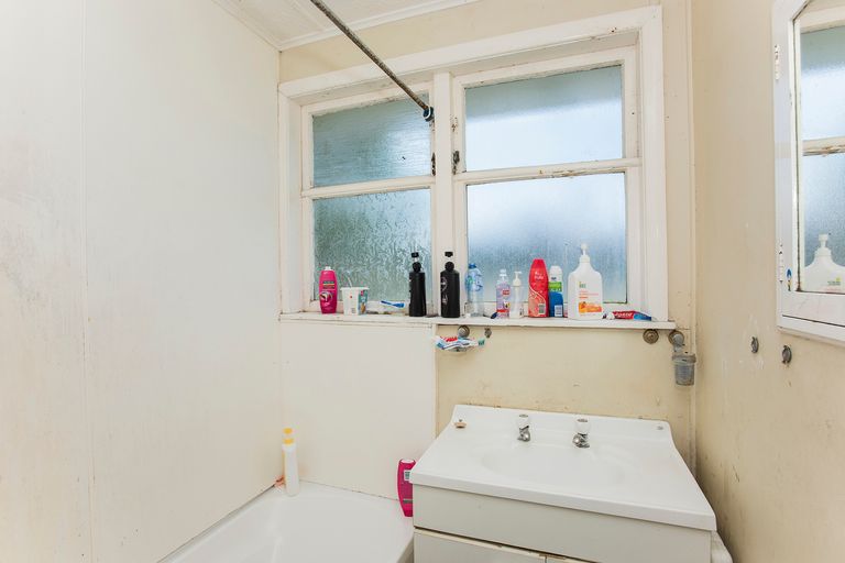 Photo of property in 44 Northcote Road, Te Hapara, Gisborne, 4010