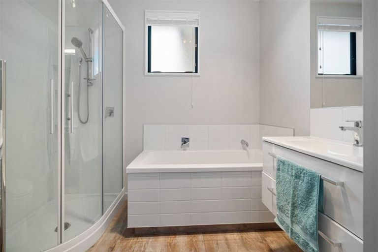 Photo of property in 10 Kingsbridge West, Burwood, Christchurch, 8083