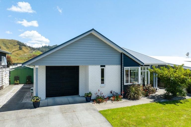 Photo of property in 36 Ocean Breeze Drive, Waihi Beach, 3611