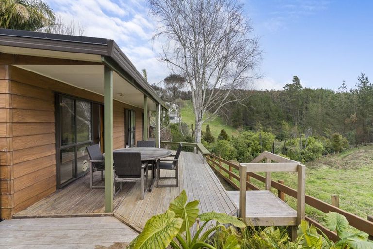 Photo of property in 158 Bambury Place, Onemana, Whangamata, 3691