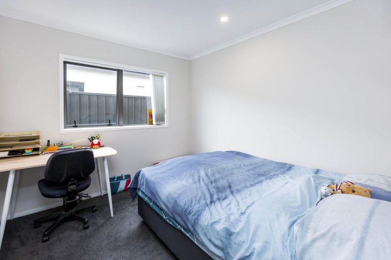 Photo of property in 12 Buddle Road, Wallaceville, Upper Hutt, 5018