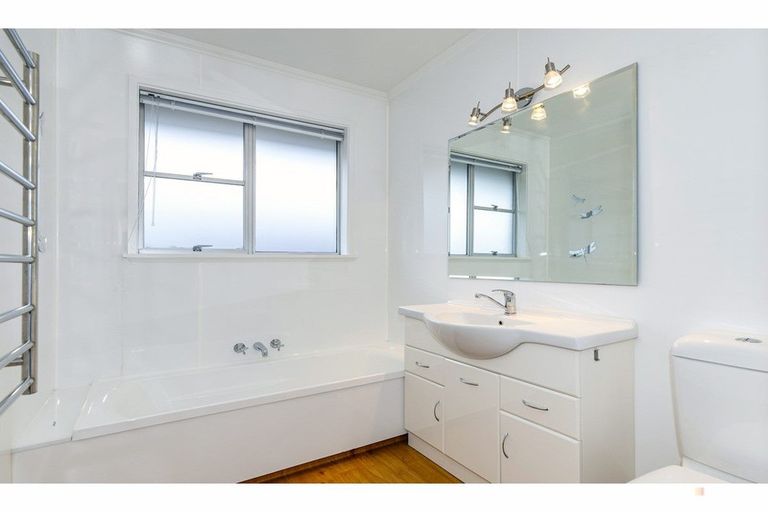 Photo of property in 15a Irvine Street, Highfield, Timaru, 7910