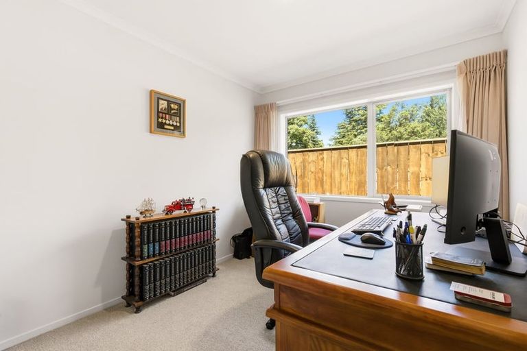 Photo of property in 21 Ngahana Place, Turangi, 3334