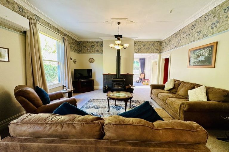 Photo of property in 50 Tees Street, South Hill, Oamaru, 9400