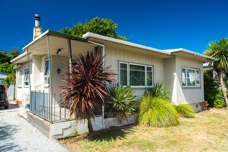 Photo of property in 27 Perry Street, Mangapapa, Gisborne, 4010
