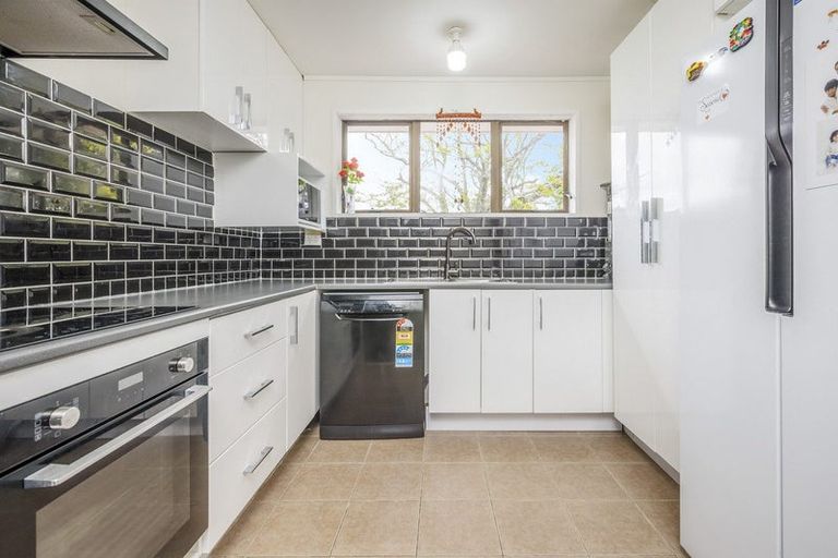 Photo of property in 1/15 Malte Brun Place, Papatoetoe, Auckland, 2025
