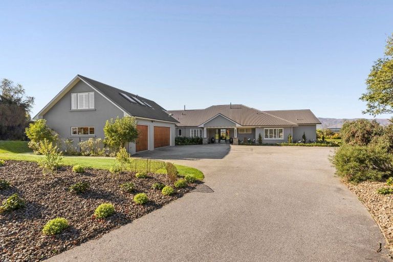 Photo of property in 31 Matheson Crescent, Albert Town, Wanaka, 9305