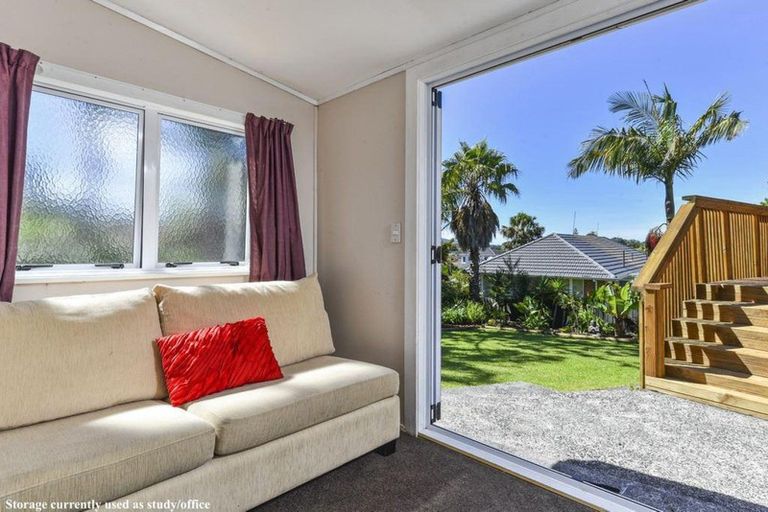 Photo of property in 3/16 Margaret Place, Milford, Auckland, 0620