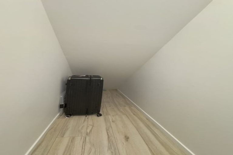 Photo of property in 19d Farwood Drive, Henderson, Auckland, 0612