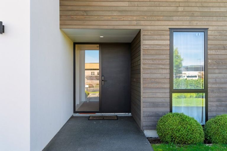 Photo of property in 15 Frank Ernest Crescent, Prebbleton, 7604