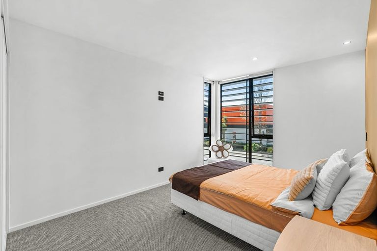 Photo of property in 2/265 Colombo Street, Sydenham, Christchurch, 8023