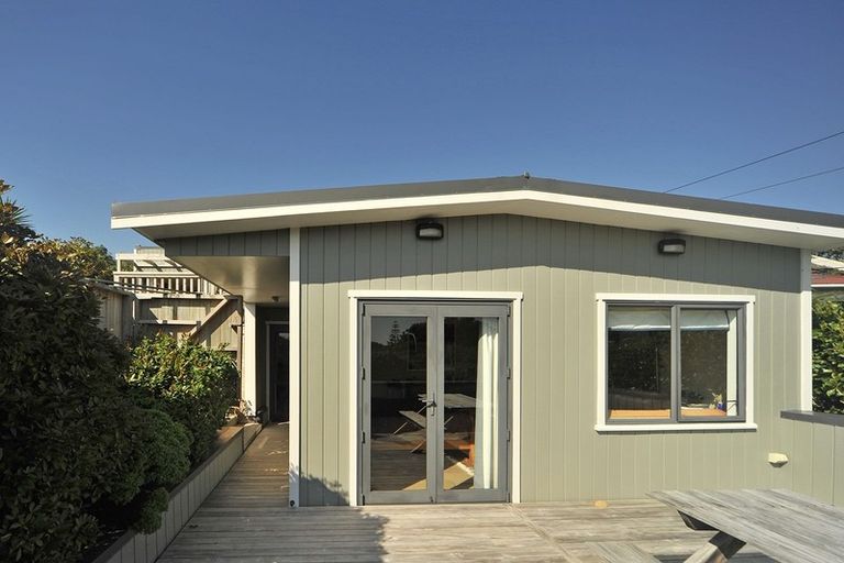 Photo of property in 6 Te Ara Road, Pukerua Bay, 5026