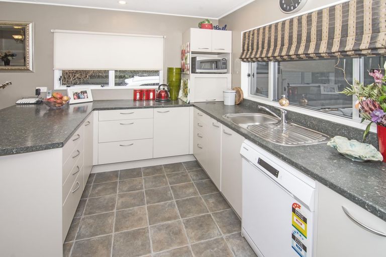 Photo of property in 5 Kereru Place, Masterton, 5810