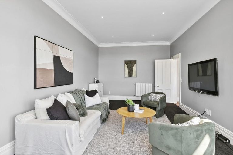 Photo of property in 22 Central Terrace, Kelburn, Wellington, 6012