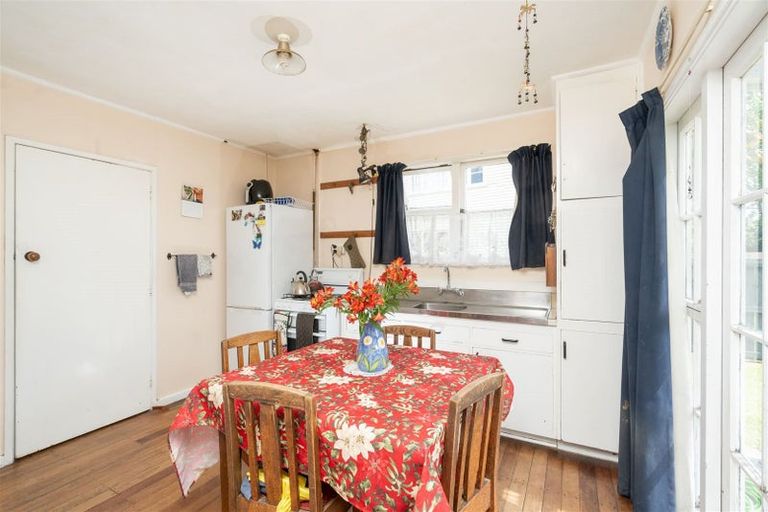 Photo of property in 46 Holland Road, Fairfield, Hamilton, 3214