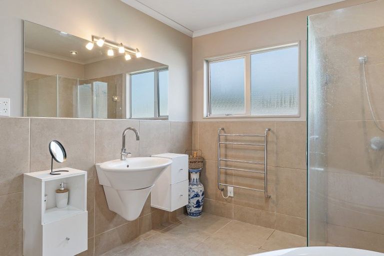 Photo of property in 200b Glover Road, Hawera, 4610