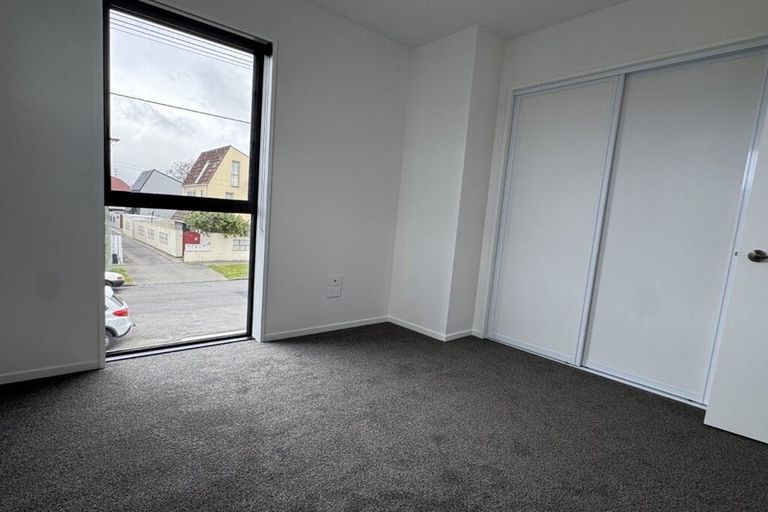 Photo of property in 8/21 Fairfield Avenue, Addington, Christchurch, 8024