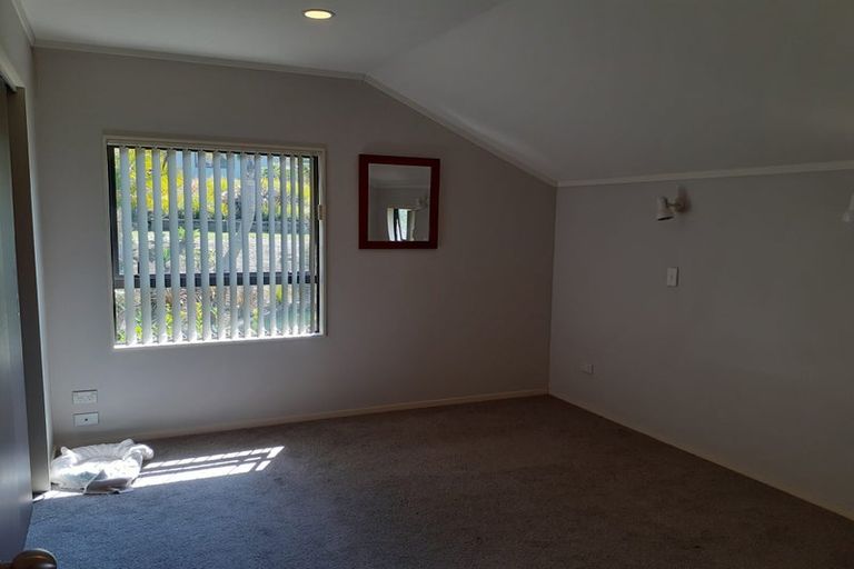 Photo of property in 2/65 Donald Street, Stanmore Bay, Whangaparaoa, 0932